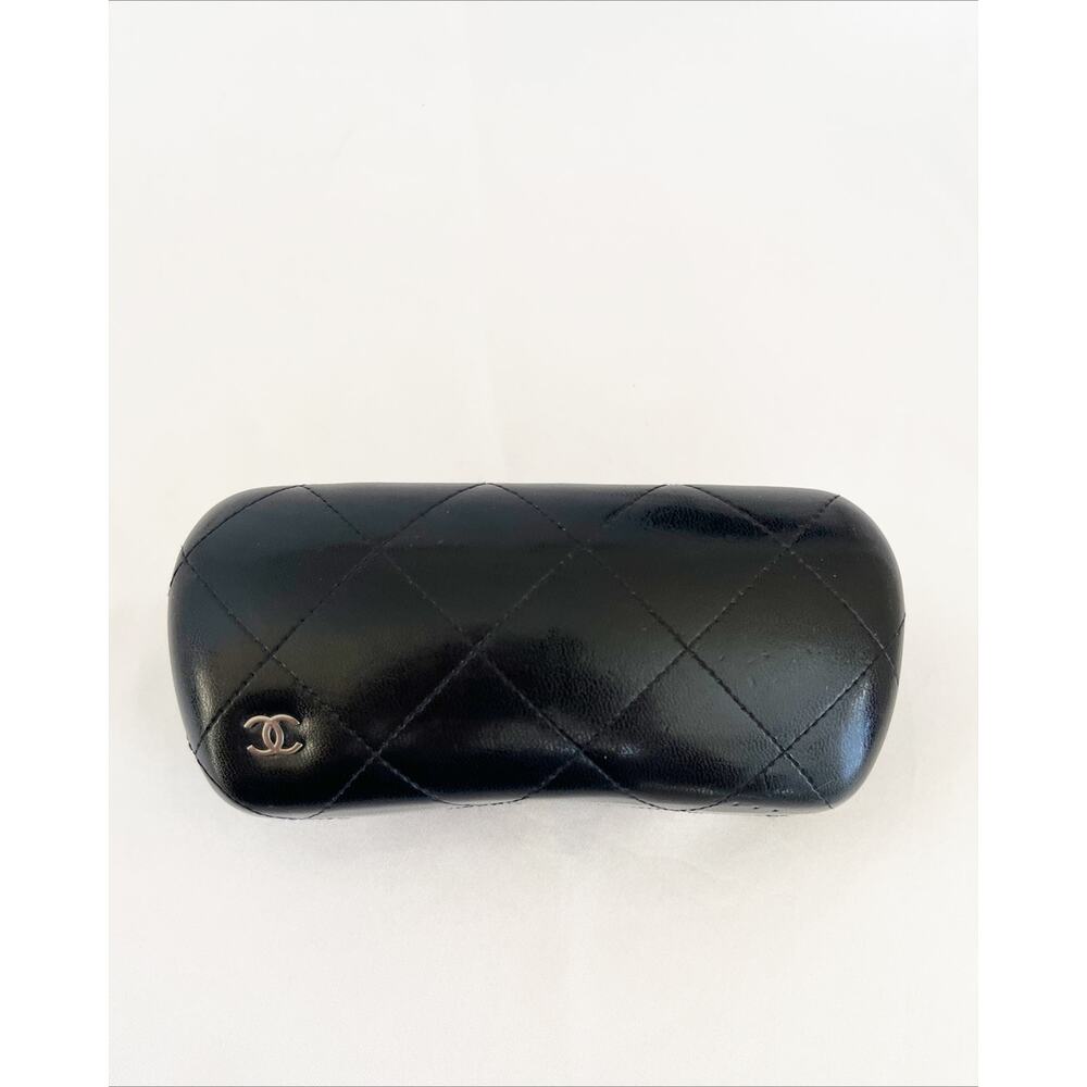 CHANEL Glasses Sunglasses Case Black Quilted Leather Hard Clam Shell CC Logo